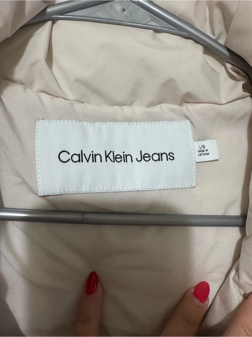 Calvin Klein Jeans Women's Light Cream Quilted Puffer Vest